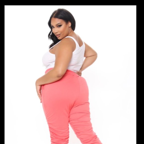 Fashion Nova "Chase The Bag" Pants - Picture 7 of 11